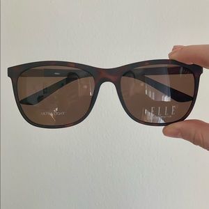 NWT Elle sunglasses